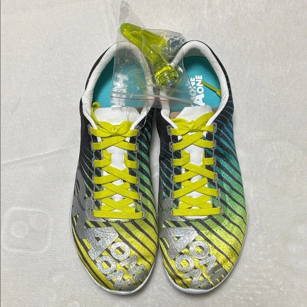 Hoka One One **NEW IN BOX** Speed Evo R Shoes - Spikes Women’s size 7 - Picture 1 of 6